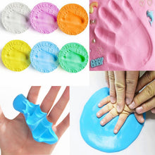 Charger l&#39;image dans la galerie, baby care Air Drying Soft Clay Baby Handprint Footprint Imprint Kit Casting Parent-child hand ink pad fingerprint 22